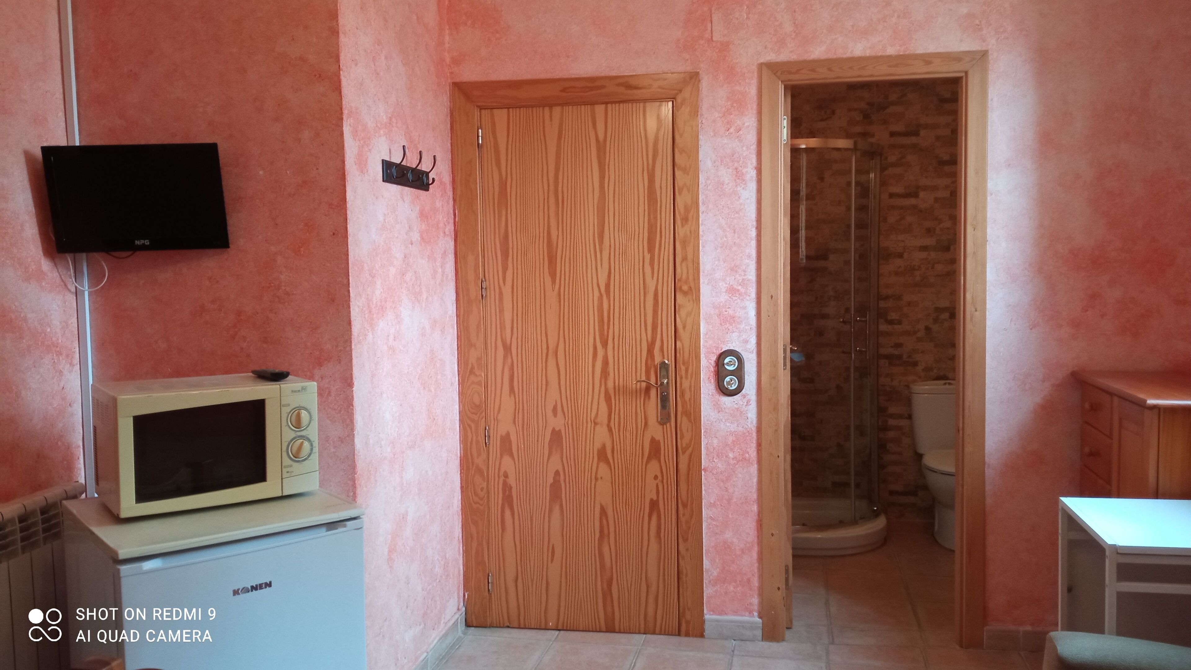 March house for 2 people