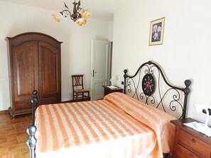 5 chambres, fer et planche Ă repasser, lit parapluie, Wi-Fi gratuit
