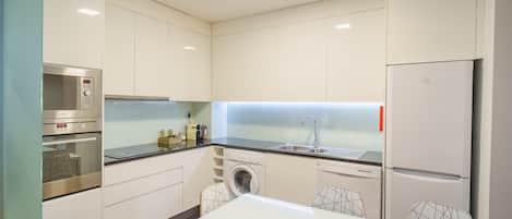 Fridge, microwave, oven, dishwasher