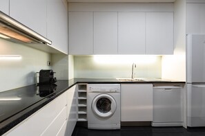 Fridge, microwave, oven, dishwasher