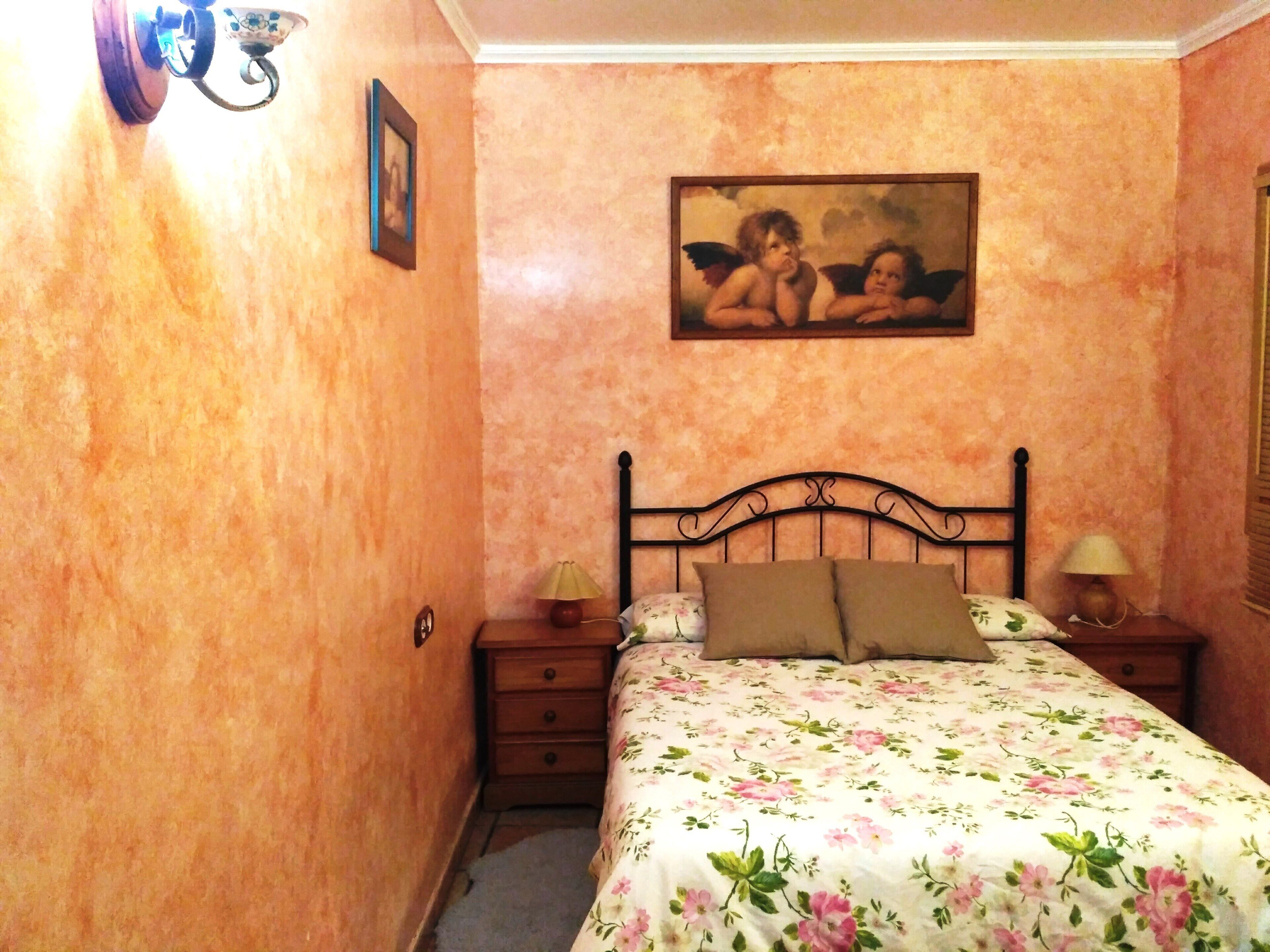 Alcanadre apartment 4 people, ideal families. Pets Allowed