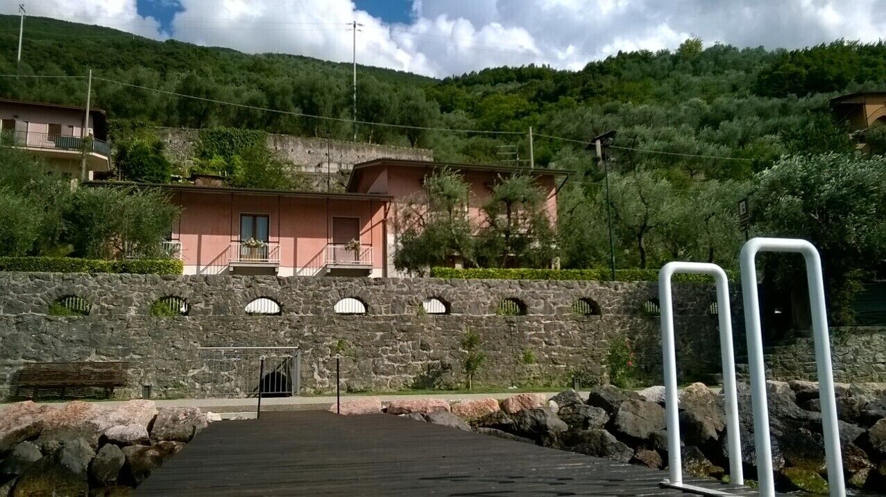 HOUSE ON THE LAKE in BRENZONE SUL GARDA 