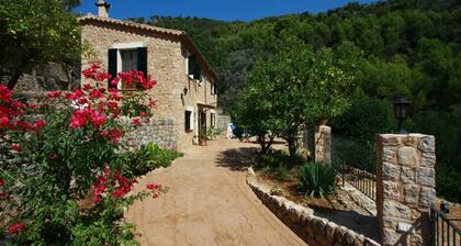 Villa magnifique et paisible avec vue imprenable dans les montagnes