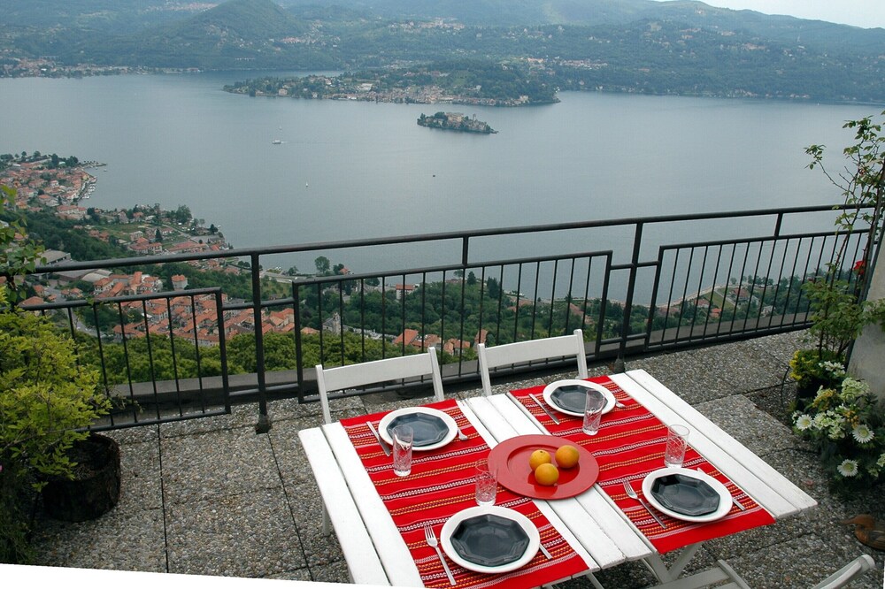 Madonna Del Sasso: Apartment/ flat - Madonna del Sasso