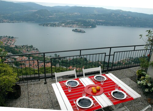 Madonna Del Sasso: Apartment/ flat - Madonna del Sasso