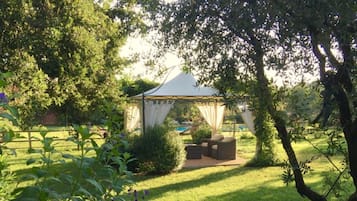 Jardines del alojamiento