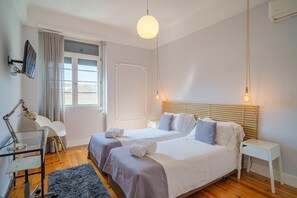 4 habitaciones, tabla de planchar con plancha y wifi gratis 