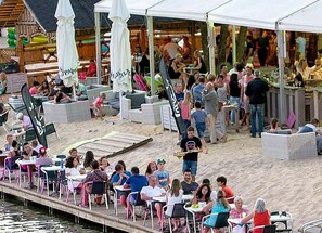 Outdoor dining - 1st Floor apartment in19th century village house - shared pool , WiFi & Sat TV (Canaules-Et-Argentières)