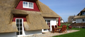 Zauberhaftes Reetdachhaus idyllisch am Achterwasser, kinderfreundlich 