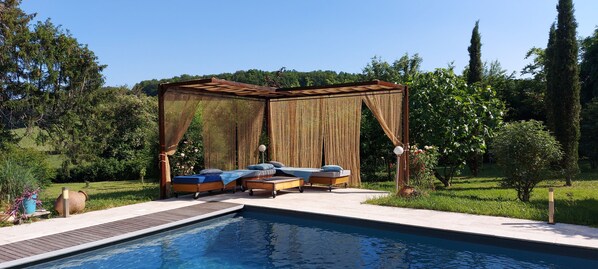 A heated pool - Apartment Le Solutré (Chardonnay)