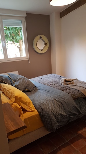 2 bedrooms, iron/ironing board, WiFi, bed sheets - Apartment Le Solutré (Chardonnay)