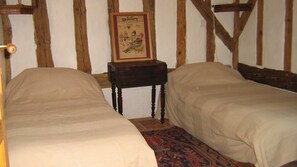 2 多间卧室、熨斗/熨衣板、旅行婴儿床