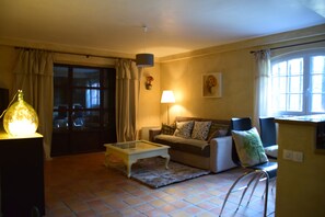 电视、乒乓球、书