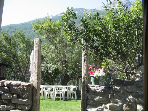 SERRE CHEVALIER Appartement dans maison de Pays, belles prestations.