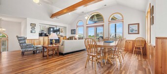 Lazy 4 Shore: 1400 jalkaa rannalle, 5 Master Suites