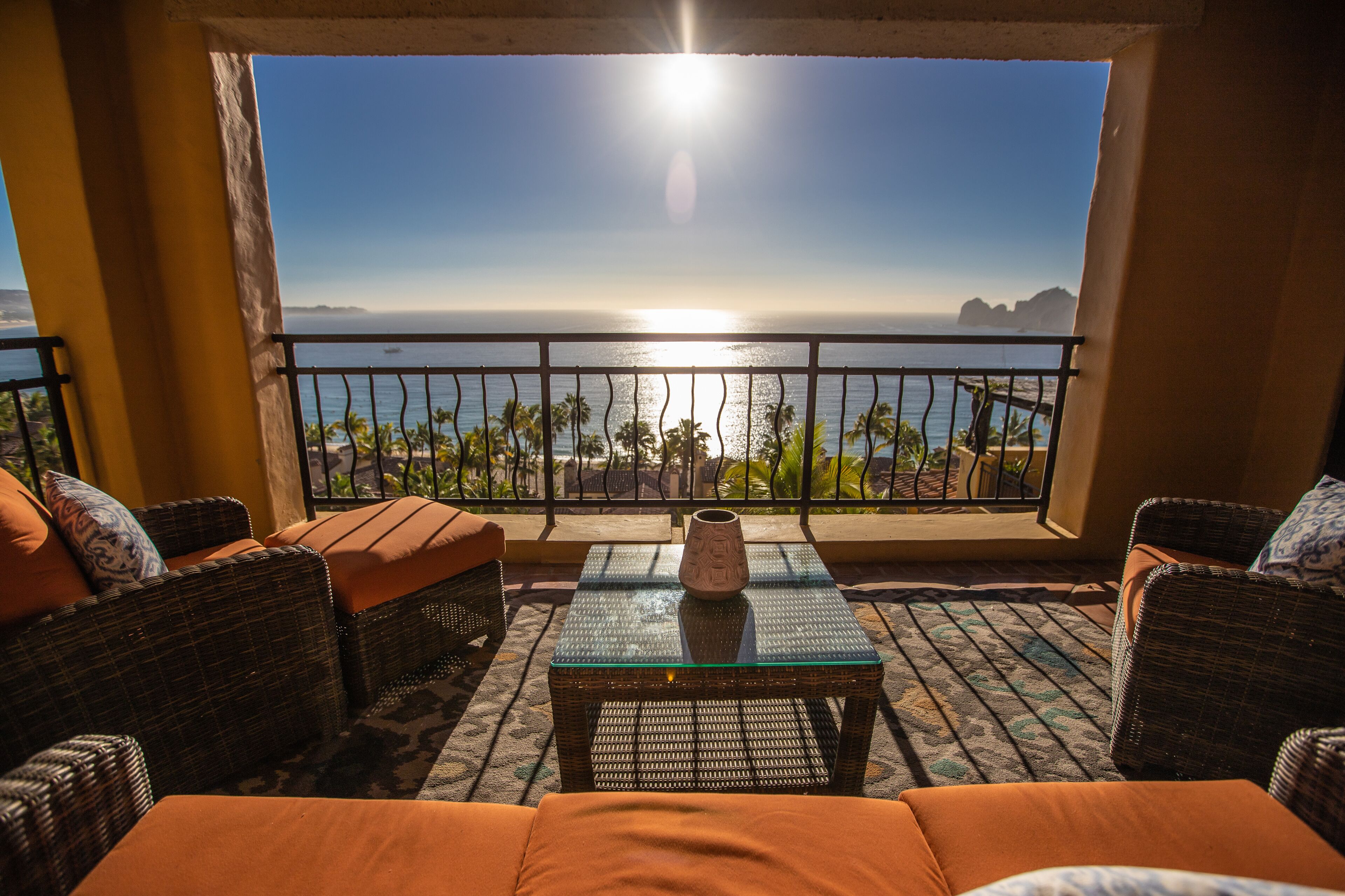 Highly Desirable Unit-Only Penthouse Level 3-Bedroom Unit!