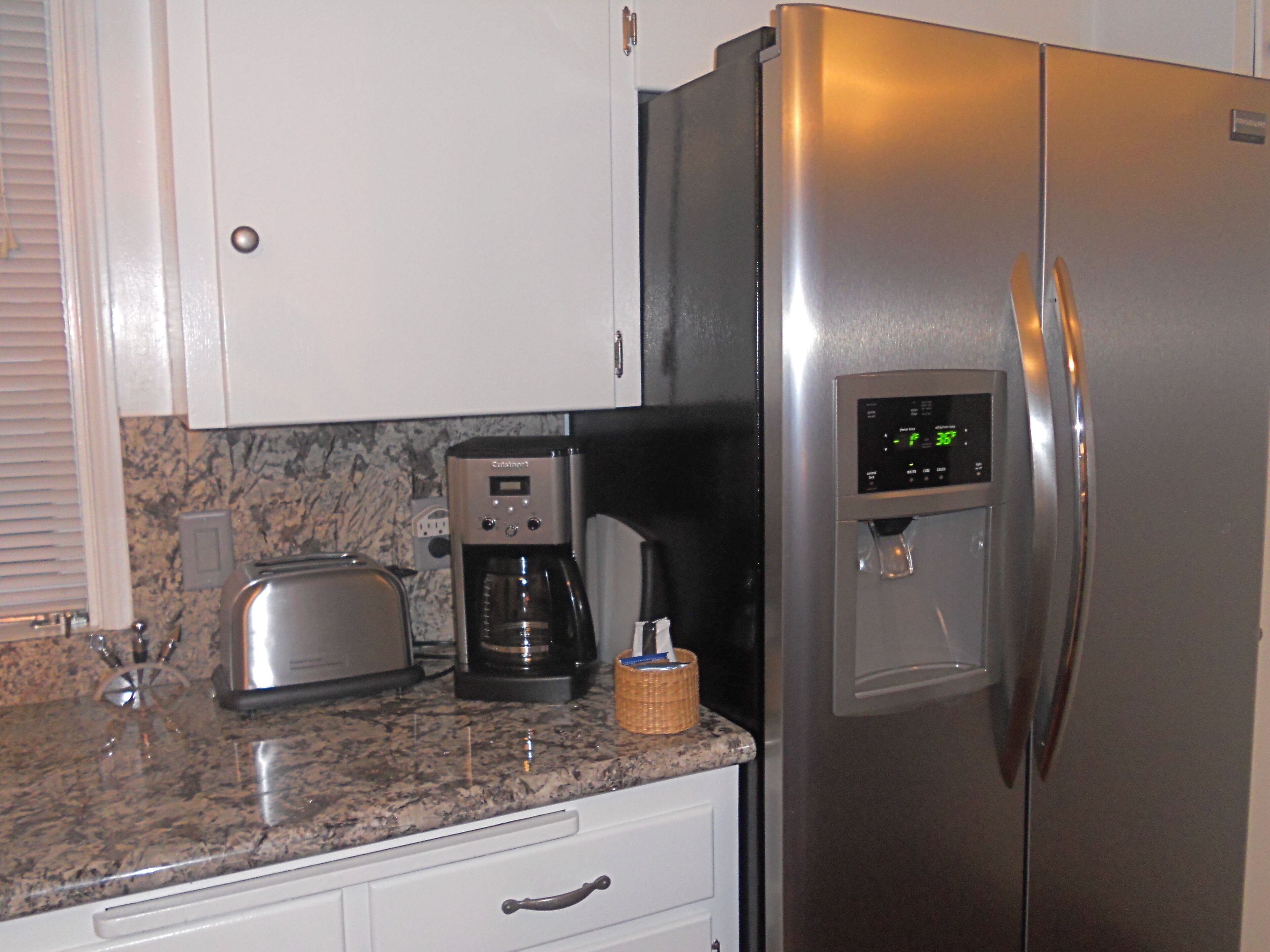 180 Ocean View-; Walk to Beach/Cove/Village, A/C; Senior-handicap friendly