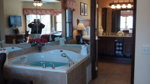 1 bedroom, in-room safe, iron/ironing board, free WiFi - Westgate Smoky Mountain Resort Great Vacation (Gatlinburg)