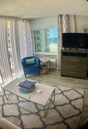 Fernseher, DVD-Player