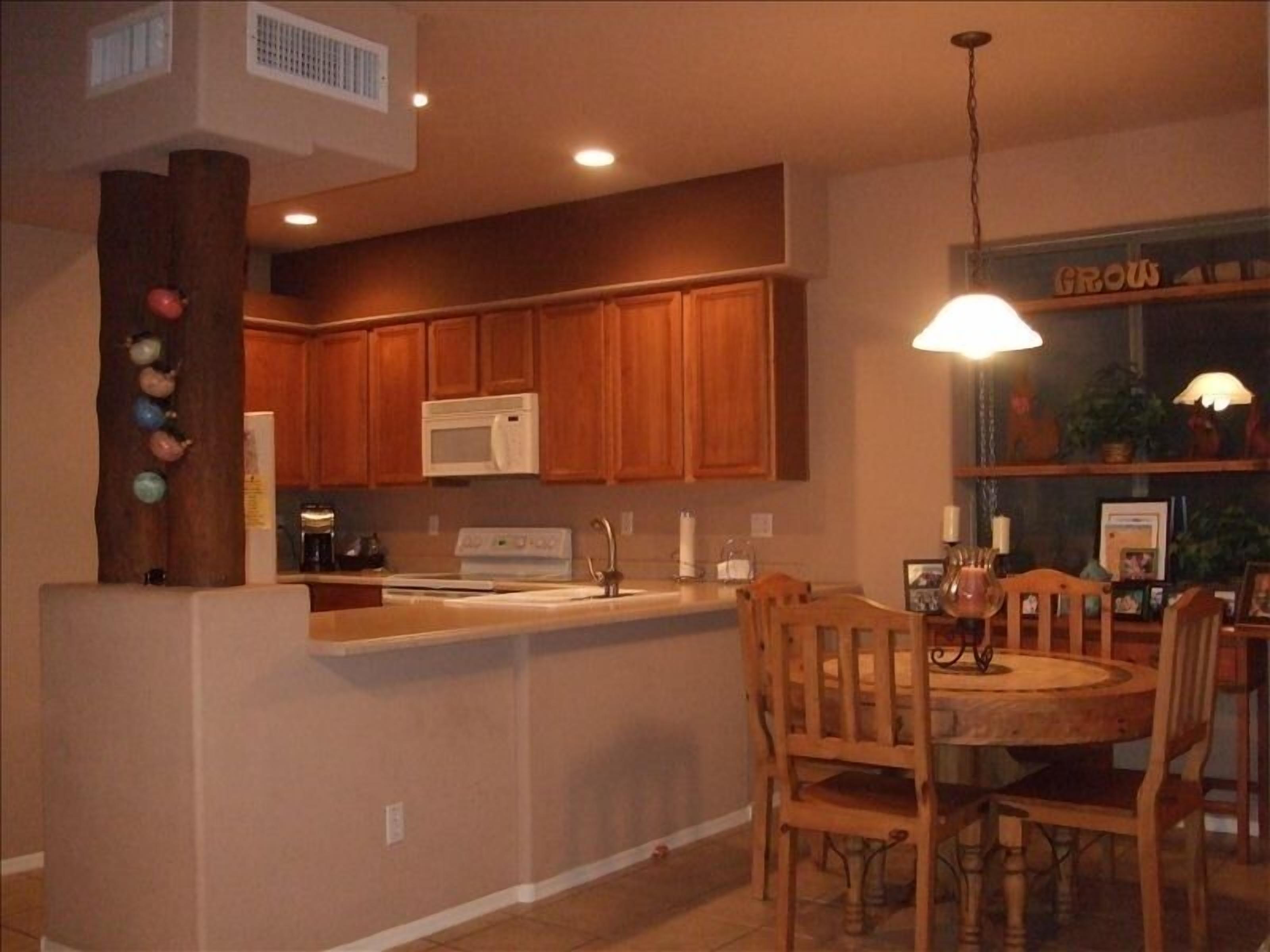 3 Bed 2.5 Bath Townhouse -  2 Blocks from Downtown Fountain Hills