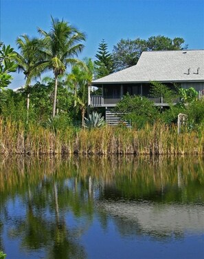 Exterior - Mango House - A Modern Sanibel Gem! April, May, June 2026 Available! (Sanibel)