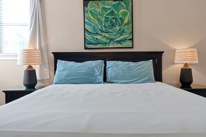 6 slaapkamers, een kluis op de kamer, een bureau