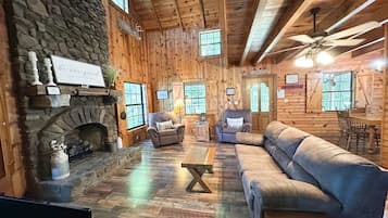 TV, fireplace, DVD player, stereo