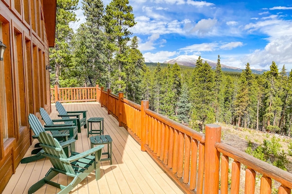 The views from the deck are fabulous!