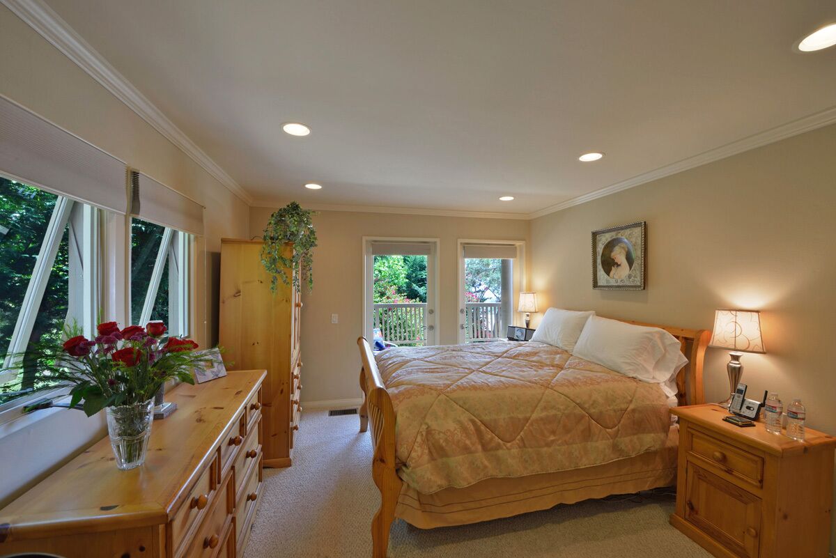 Sweeping Ocean Vus! SUPERIOR LOCATION withPrivacy! CLEANING-SAFE Policies! 