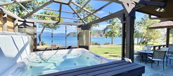 Lopez Island Beachfront Sanctuary - Hot-tub - Amenities
