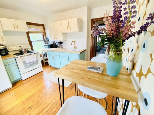 Koivu Koti: Houghton “birch house” near trails/MTU