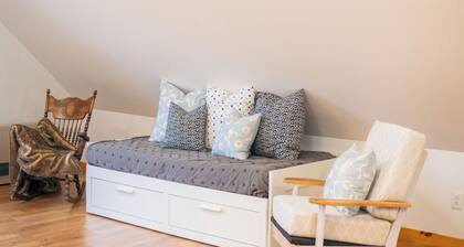 Koivu Koti: Houghton “birch house” near trails/MTU