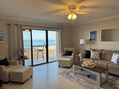 FALL DATES STILL AVAILABLE.  INQUIRE FOR MONTHLY WINTER RATES.
