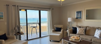 BEACHFRONT ON BEACHFRONT TRAIL, PUP VENNLIGT MED GODKENDELSE / FEE