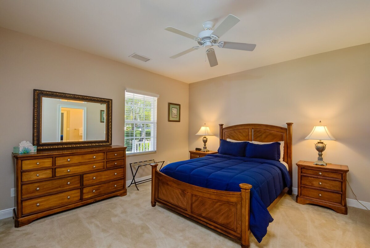 Photo 21 of Olde Florida Style, 4 Bedrooms 3 Bath Pool\Hot Tub - Free Pool and Spa Heat!