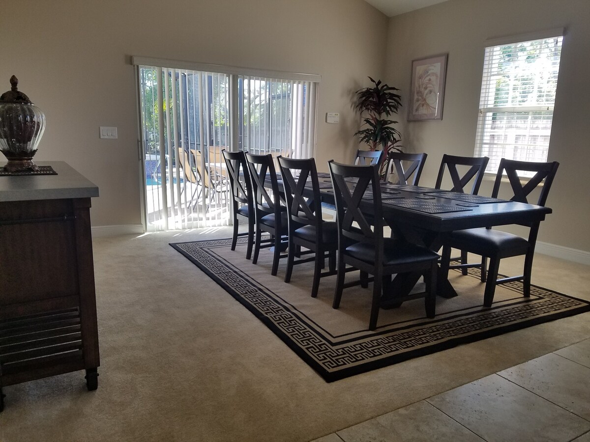 Photo 5 of Olde Florida Style, 4 Bedrooms 3 Bath Pool\Hot Tub - Free Pool and Spa Heat!
