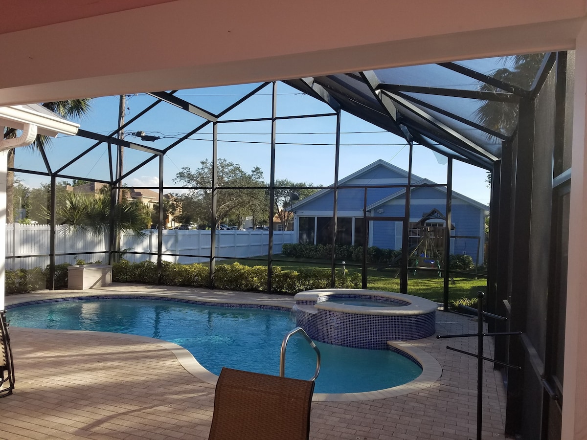 Photo 3 of Olde Florida Style, 4 Bedrooms 3 Bath Pool\Hot Tub - Free Pool and Spa Heat!