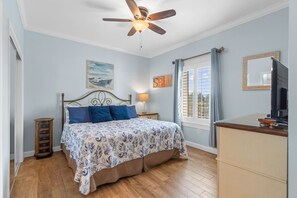 1 bedroom, iron/ironing board, free WiFi, bed sheets