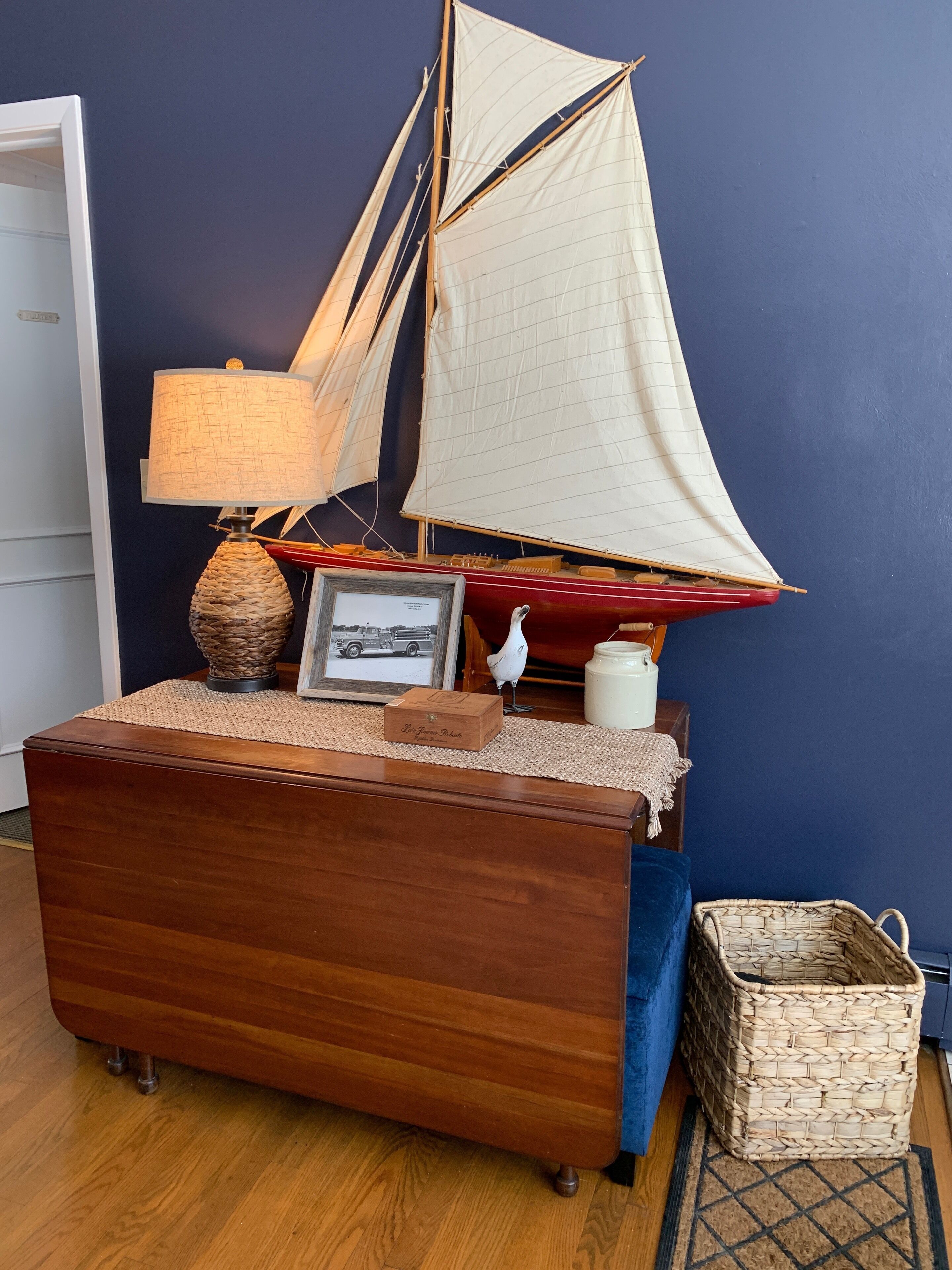 Findley Lake- Pfarrhaus- Enjoy 4 seasons of skiing, snowmobiling and the lake.