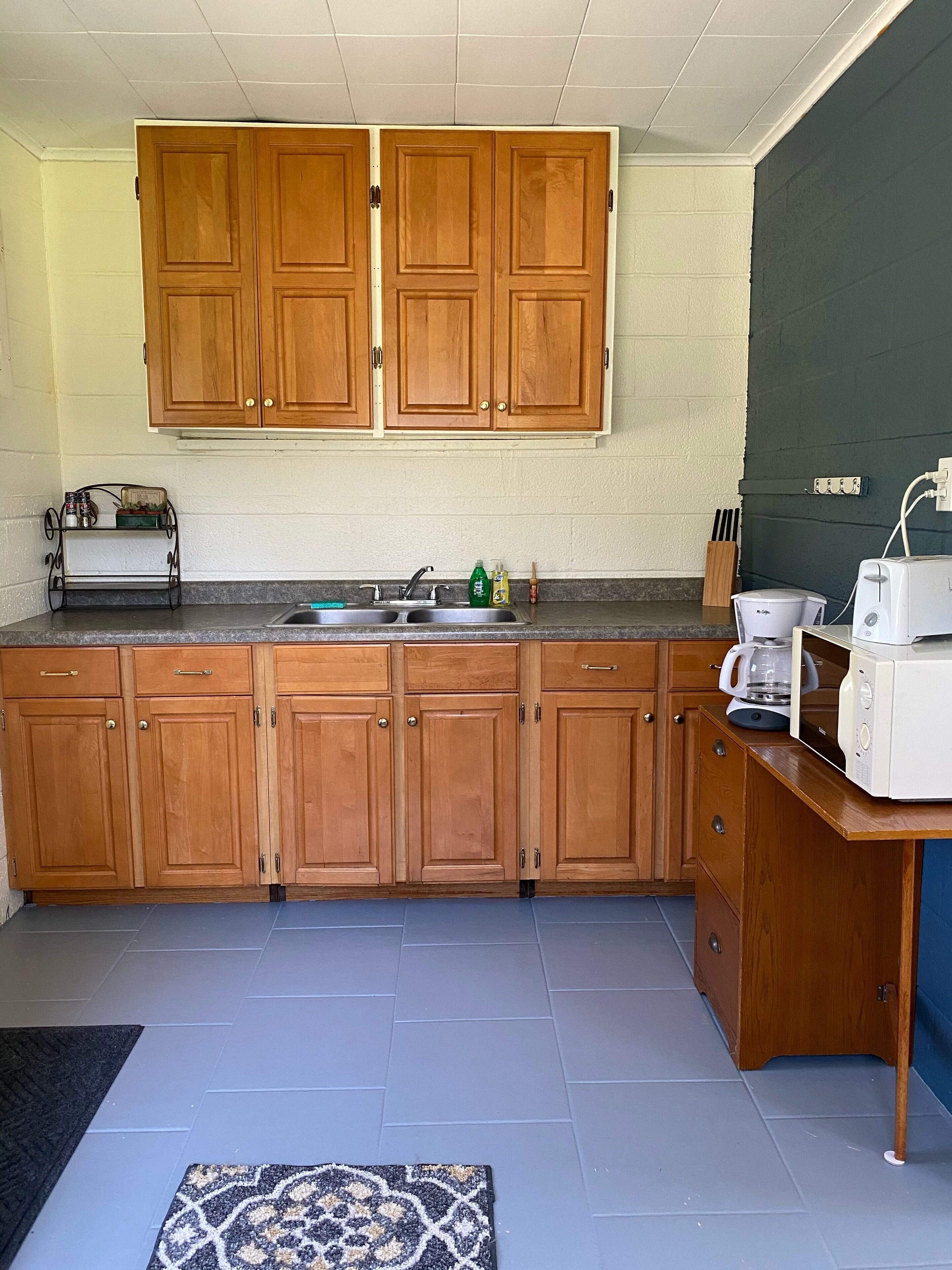 Fireside Cottage - Lakefront Cottages On Semi-private Lake, Beach, Boats, Fun!