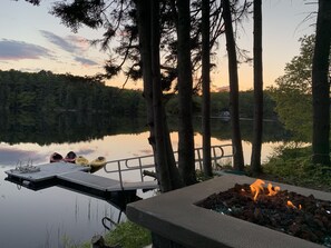 Property grounds - Peaceful Lake waterfront! Full Kitchen! Heat&AC! 5min to town, 8min to Garden! (Boothbay Harbor)