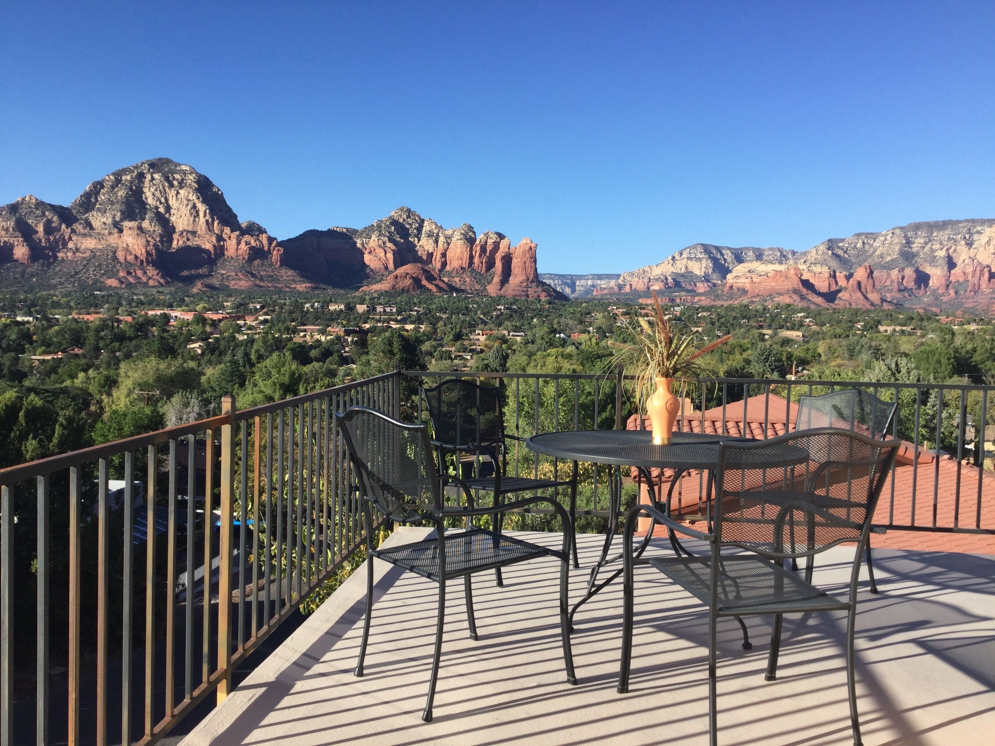  Panorama Perch/Amazing Hilltop Views . 