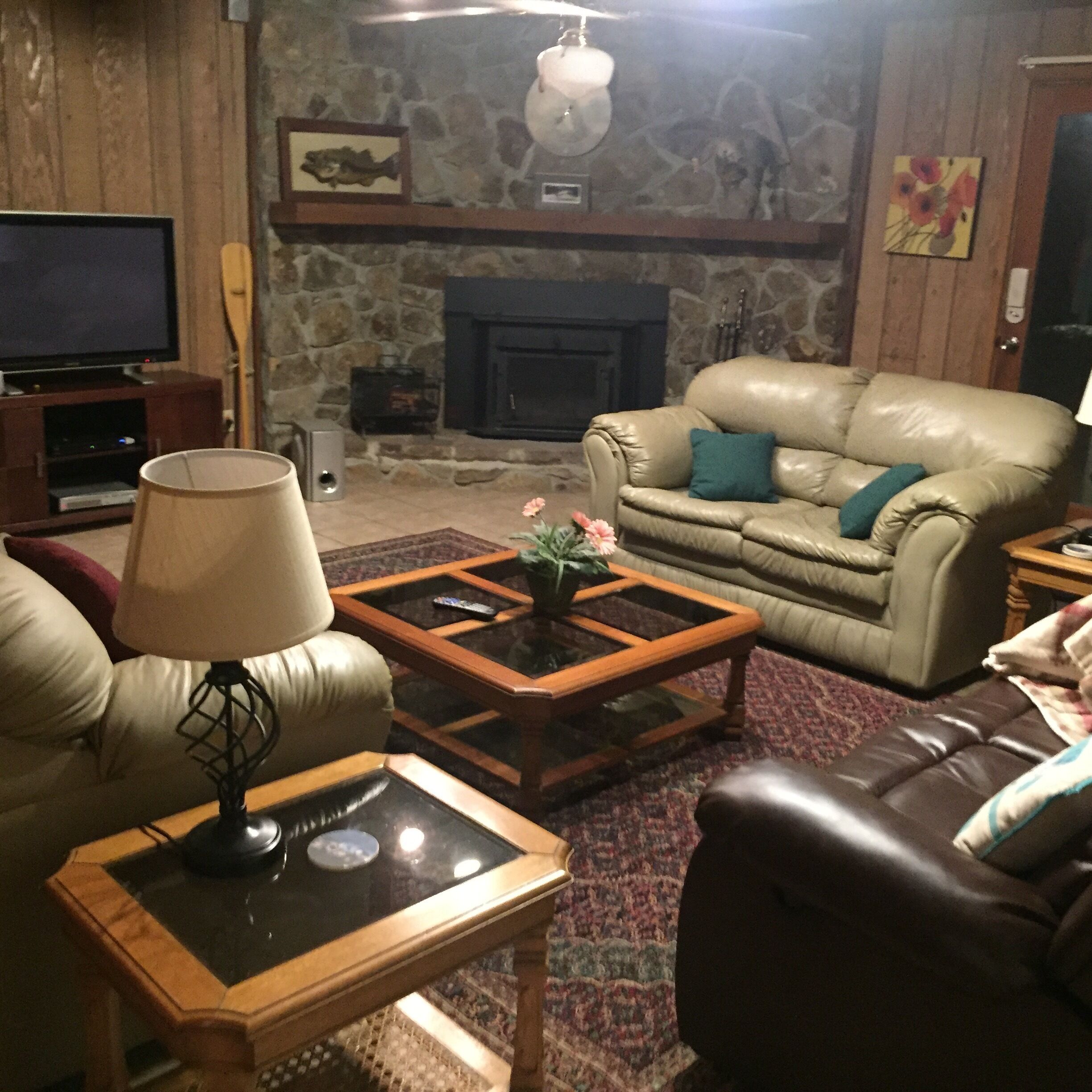 Sweet Home Alabama on Smith Lake