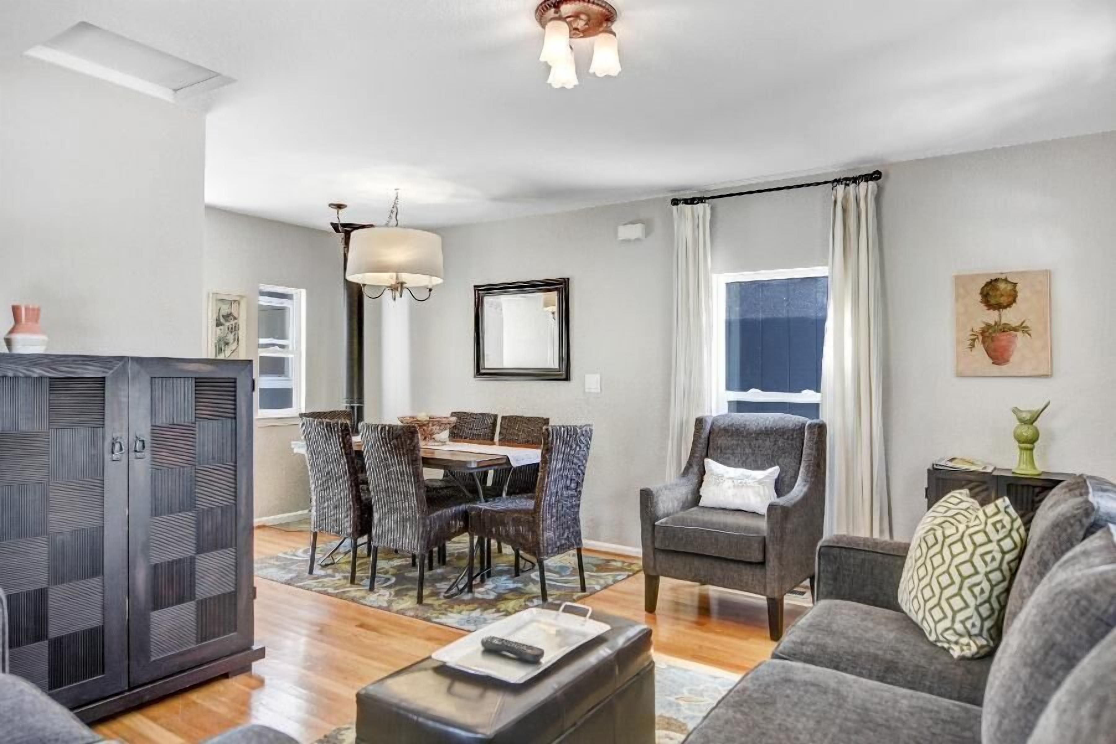 Less Than a Mile to Downtown, Pets Welcome