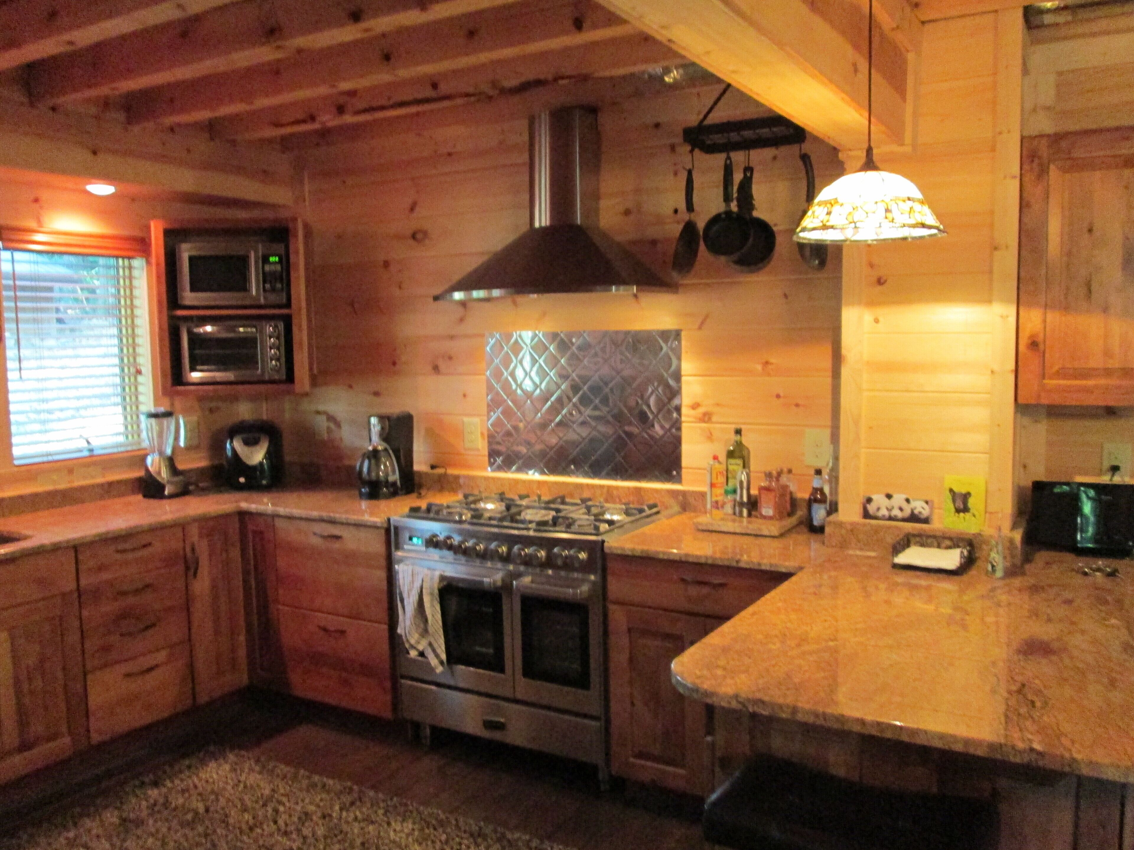 Luxury Cabin Nestled In The Beautiful Blue Ridge Mountains