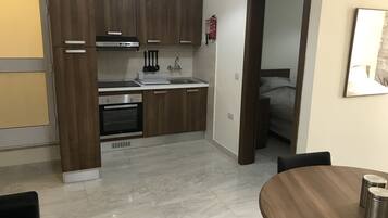 Apartemen, 1 kamar tidur | Dapur pribadi | Lemari es besar, microwave, oven, dan kompor