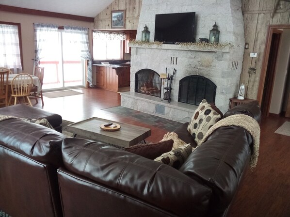 Smart TV, fireplace, video games, books