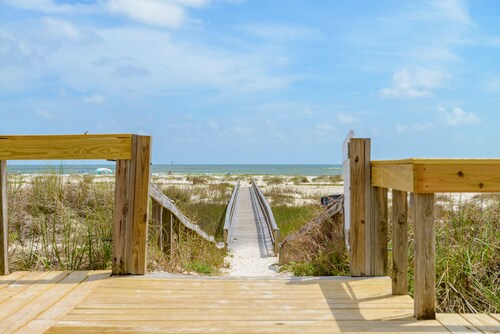 Footprints in the Sand - 1st Floor Walk-out unit at the Inn on Dauphin Island
