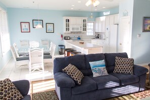 Smart TV, fireplace, DVD player