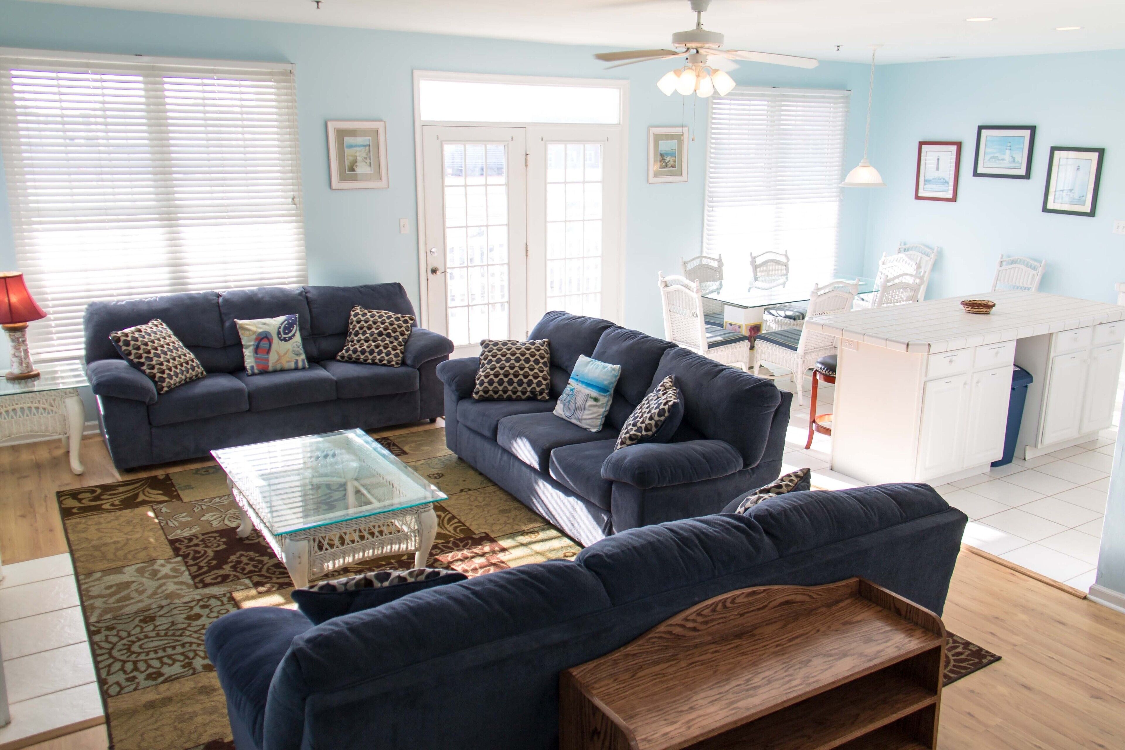 Spacious 5 Bedroom With Ocean Views on 5th Street